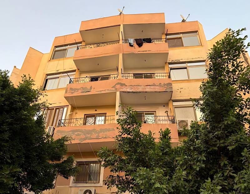 عمارة سكنية للبيع – الحي الأول (المجاورة الخامسة )– 6 أكتوبر