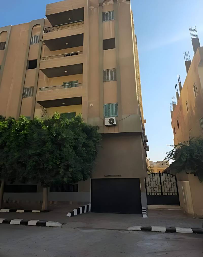 عماره للبيع – الحي الخامس – 6 أكتوبر