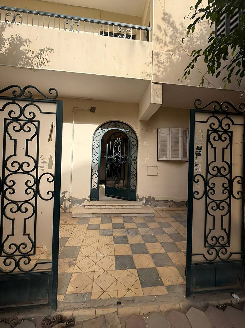 عمارة سكنية للبيع – الحي الرابع (المجاورة الثالثة ) – 6 أكتوبر