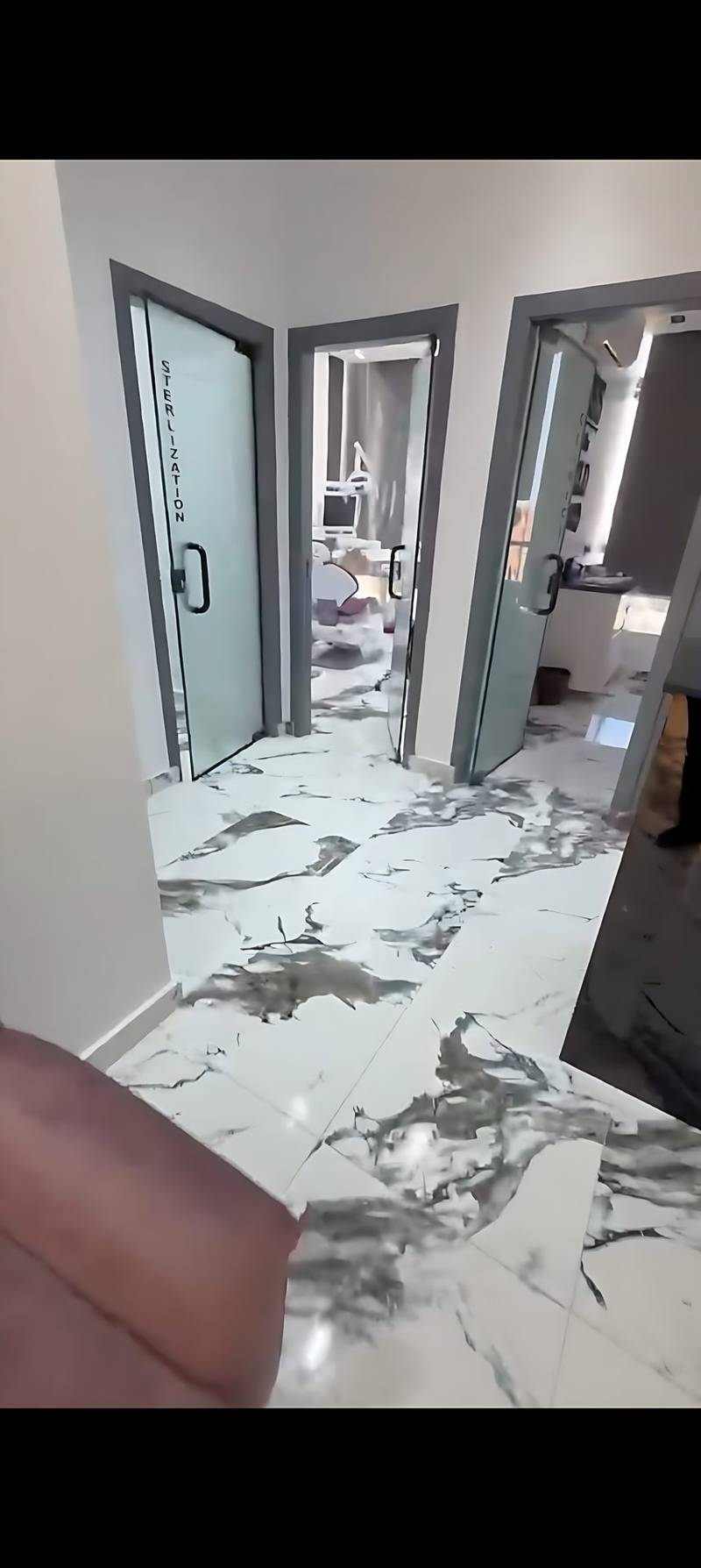 عيادة للبيع في ويست بارك مول للبيع بلفرش
