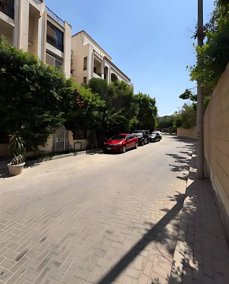 شقة للإيجار في كمبوند حدائق المهندسين – الشيخ زايد