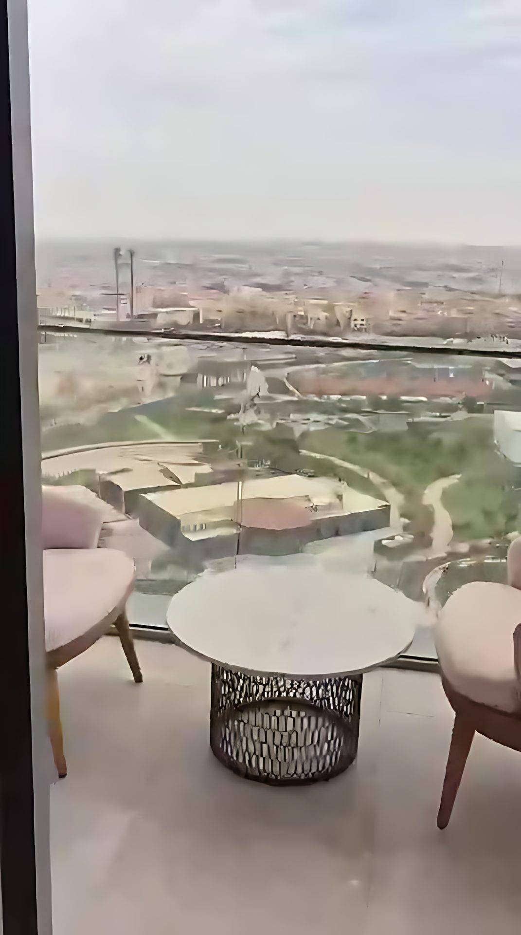 لوفت فاخر للبيع في زد الشيخ زايد