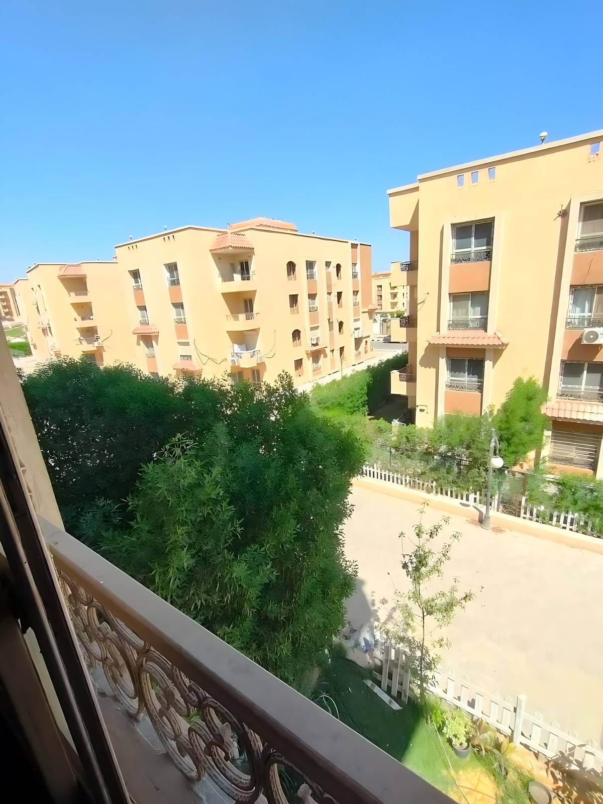 شقه الترا سوبر لوكس للبيع كمبوند الخمائل