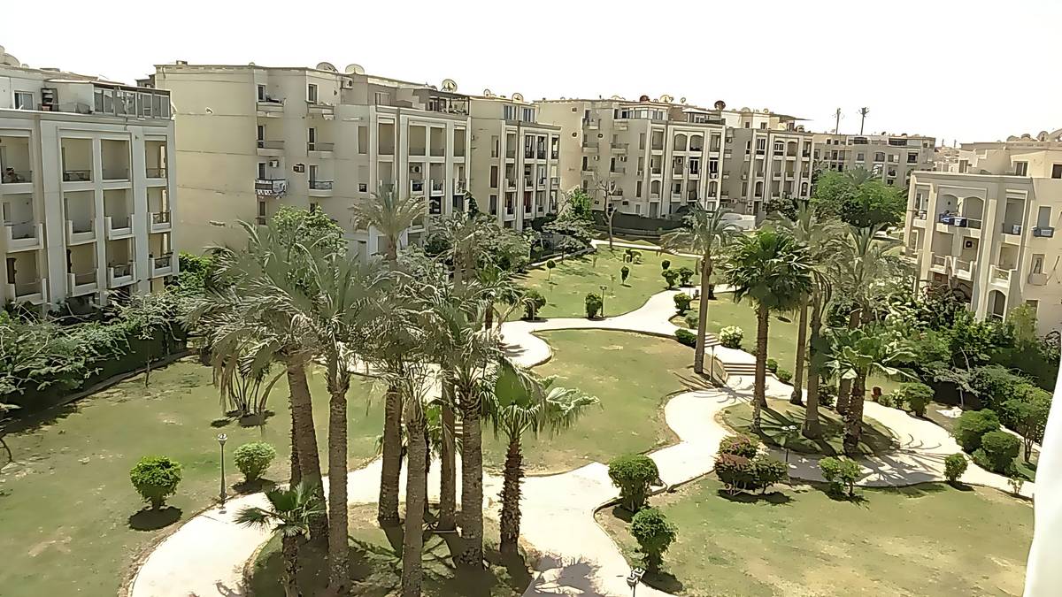 للبيع شقة مميزة بكمبوند حدائق المهندسين – الشيخ زايد موقع استراتيجي داخل أحد أفضل الكمبوندات السكنية بالشيخ زايد